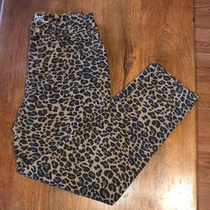 Leopard Straight Leg Jeans Size 8 Time and Tru